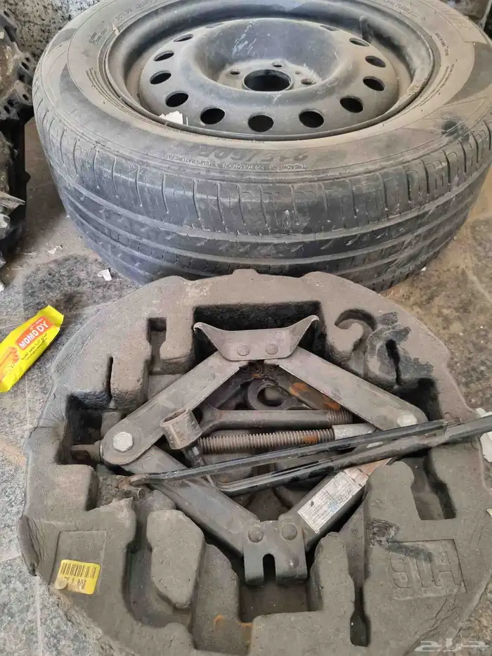 جنط مع كفر مع عفريته سوناتا بحاله جيده 0