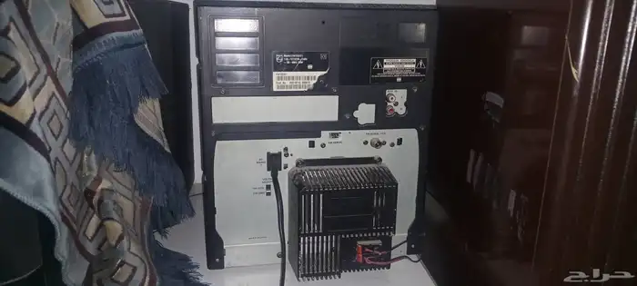 استريو للبيع مستعمل شغال بس مكان شرائط الكاسيت والسي 2