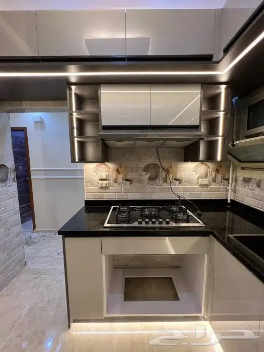 مطابخ خشب ودواليب ملابس ومطابخ صاج والمنيوم ورخام 3