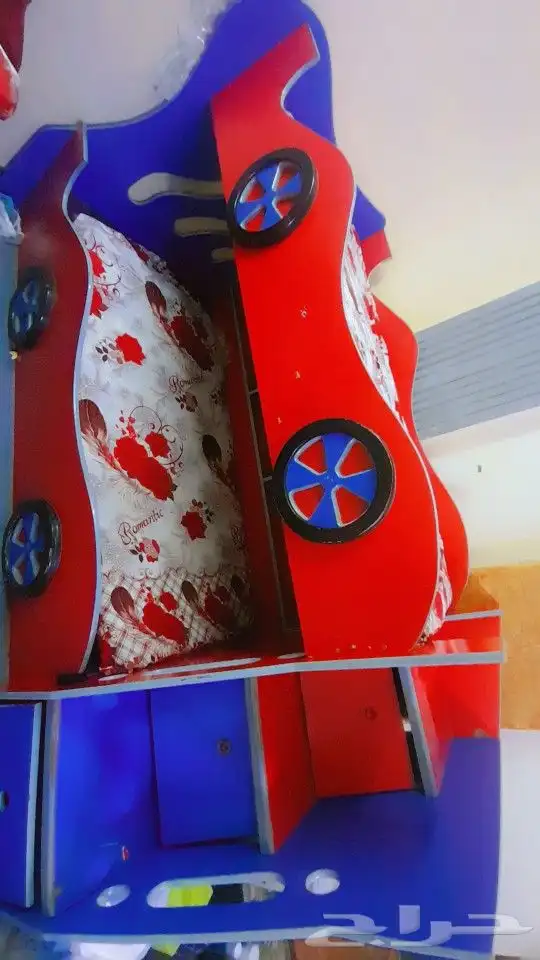 للبيع سرير اطفال دورين 0