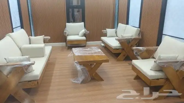 كراسي حديد 1