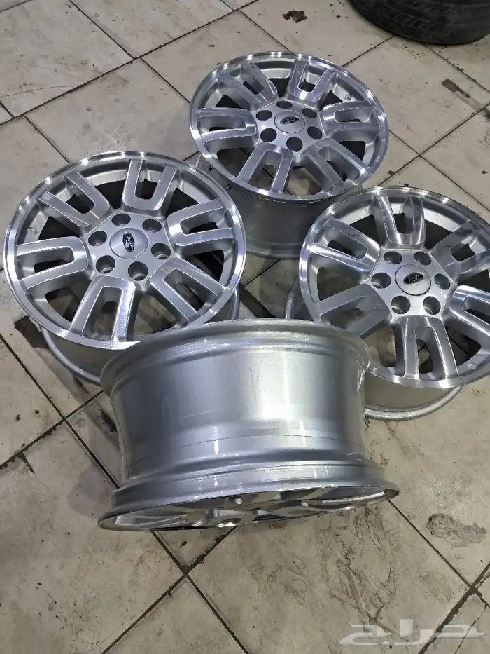 طقم جنوط اكسبليشن مقاس 18 اصليه وكاله 1