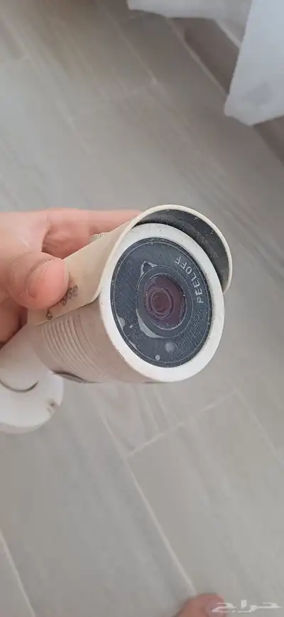 للبيع اربع كمرات معها رسيفر 0