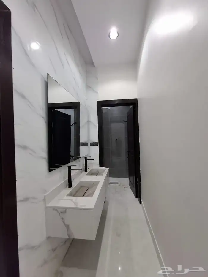 ادوار وفلل وشقق للبيع 3