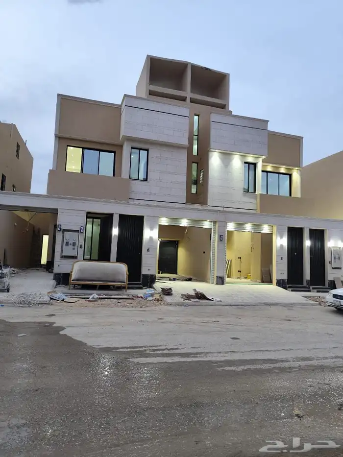 ادوار وفلل وشقق للبيع 0