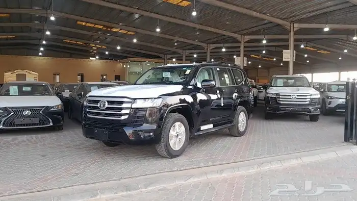 تويوتا لاندكروزر GXR.L2 سعودي بنزين 2025 2