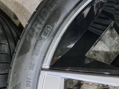 جنوط بي ام الفئه الخامسه اصلي وكاله مقاس 19 موديل 2025 12