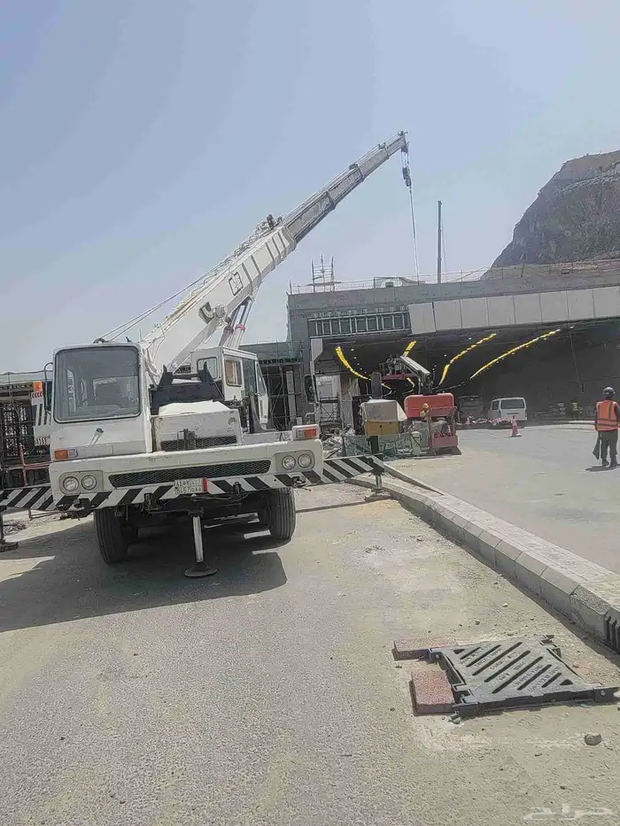 سطحه ونش للايجار الشهري واليومي والمشاوير الداخلي والخارجي 7