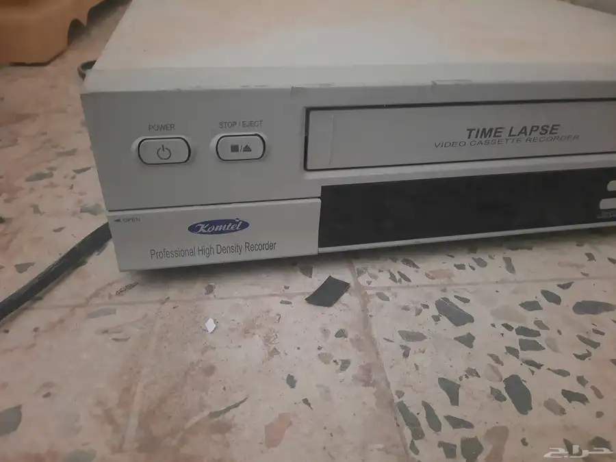 جهاز تشغيل اشرطة فيديو VHS مستعمل 1