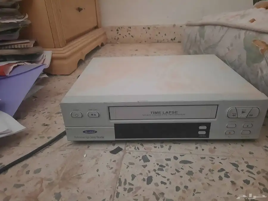 جهاز تشغيل اشرطة فيديو VHS مستعمل 2