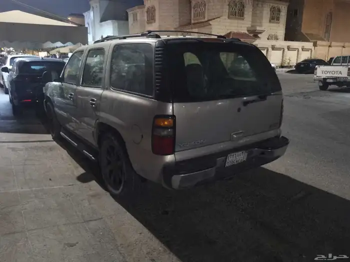 سيارات جيمس يوكن 2002 3