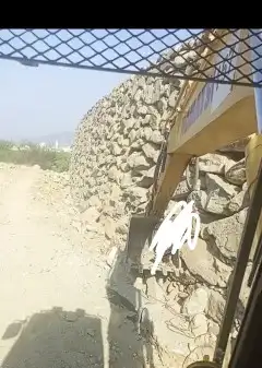 شيول وباكلين لقص الأراضي والبنيان. النماص تنومه بلسمر 16