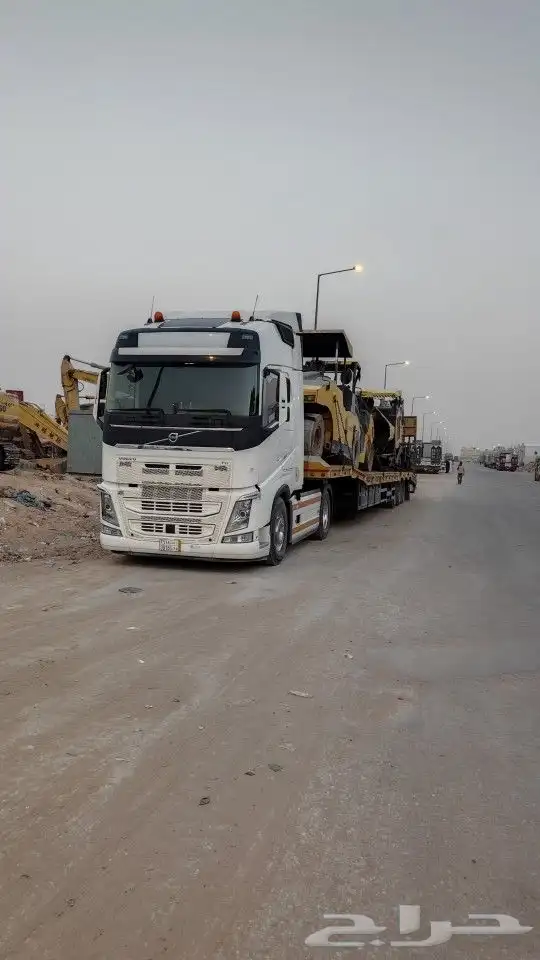 لوبد متواجد الرياض نحمل داخل وخارج السعودية خفيف ثقيل 0