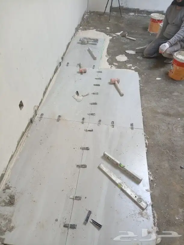 مبلط سيراميك بورسلين ورخام تسليم مهندس واستشاري 2