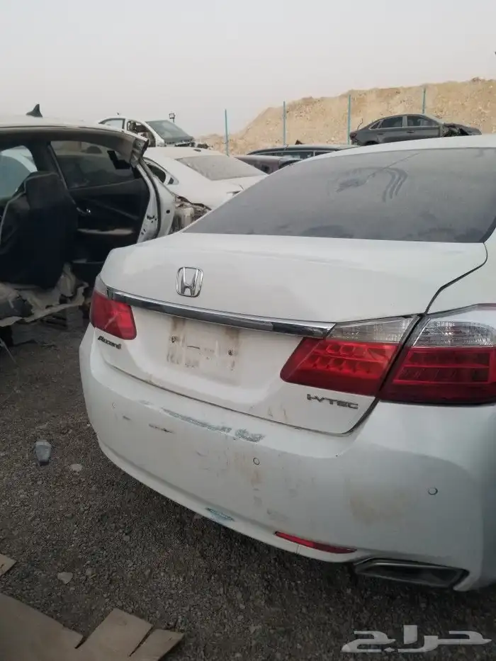 يتوفر لدينا جميع انواع القطع تشليح صقر الحاير 3
