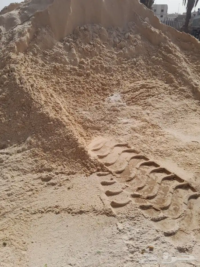 رمل احمر رمل مغسول سافي بدر تربه زراعيه 1