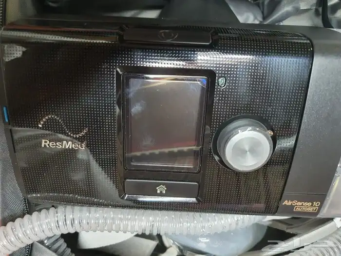 جهاز Resmed CPAP airsense10 autoset 0