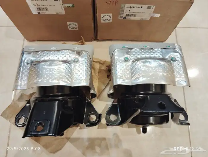 طقم كراسي مكينة يوكن تاهو اسكاليد سييرا سلفرادو اصلية GM 6