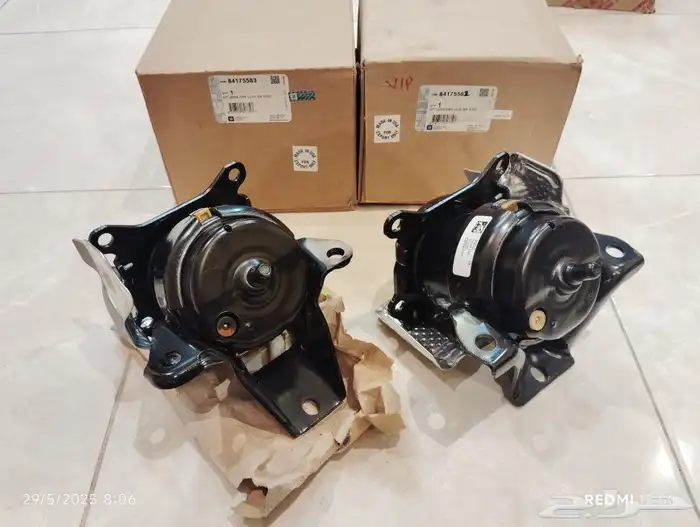 طقم كراسي مكينة يوكن تاهو اسكاليد سييرا سلفرادو اصلية GM 0