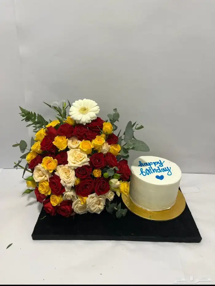 هدية تخرج باقة ورد هدية نسائيه محل هدايا خميس مشيط 8