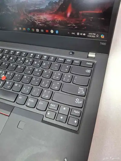 لاب توب لينوفو ثينك باد بحالة ممتازة lenovo t490 2