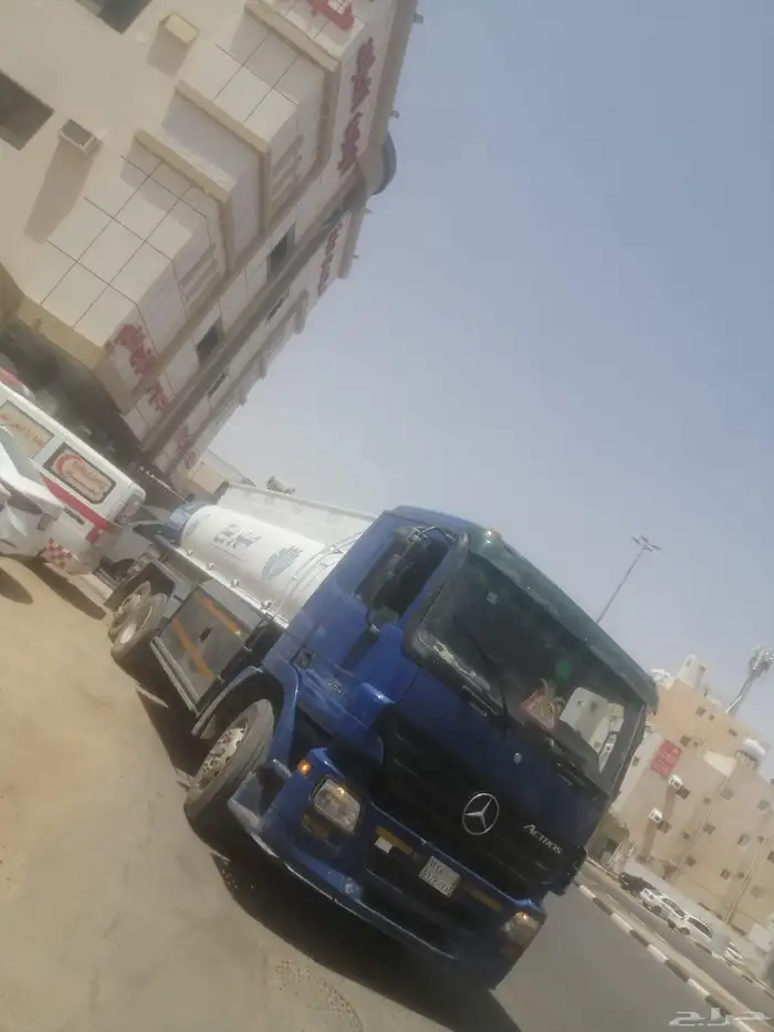 وايت موية لتوصيل المياه الى تبوك وضواحيها خدمة 24ساعة 8