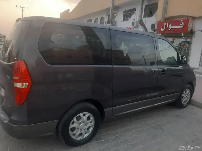 h1 2008 model ac cool good injan well is good 9