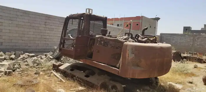 تشليح بوكلين فولفو 210 موديل2007 0