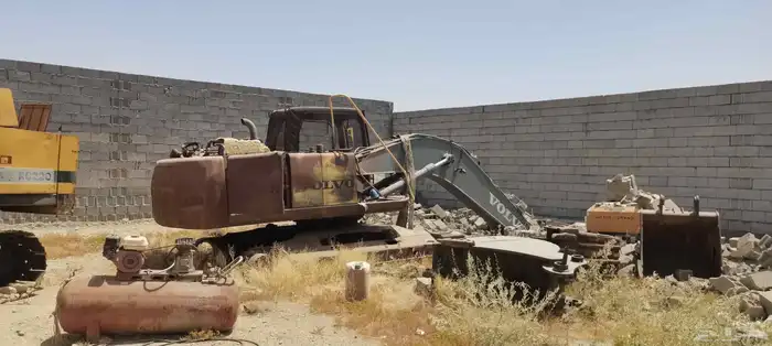 تشليح بوكلين فولفو 210 موديل2007 1