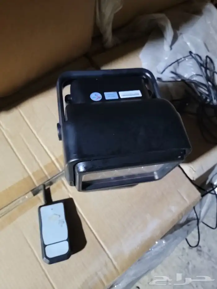 كشافات 100وات تعمل على البطاريات 12V طاقة شمسية 8