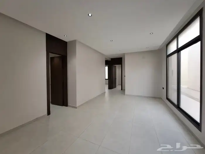 دور علوي بصك 250 متر بحي العوالي 700 الف ريال 6