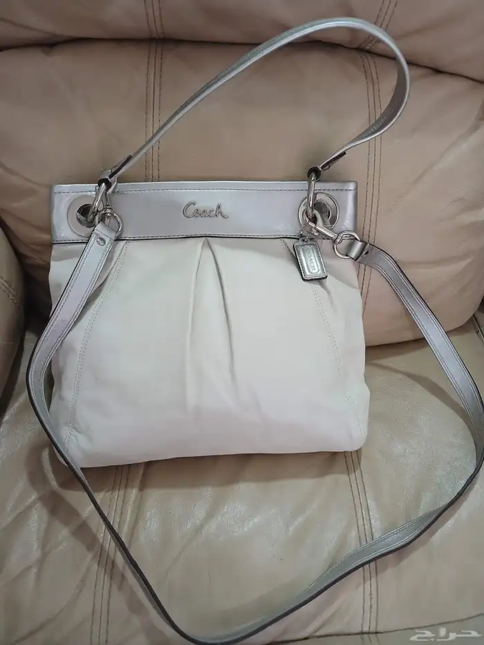 شنط كوتش دكنى مايكل كورس موديلات حديثه 14