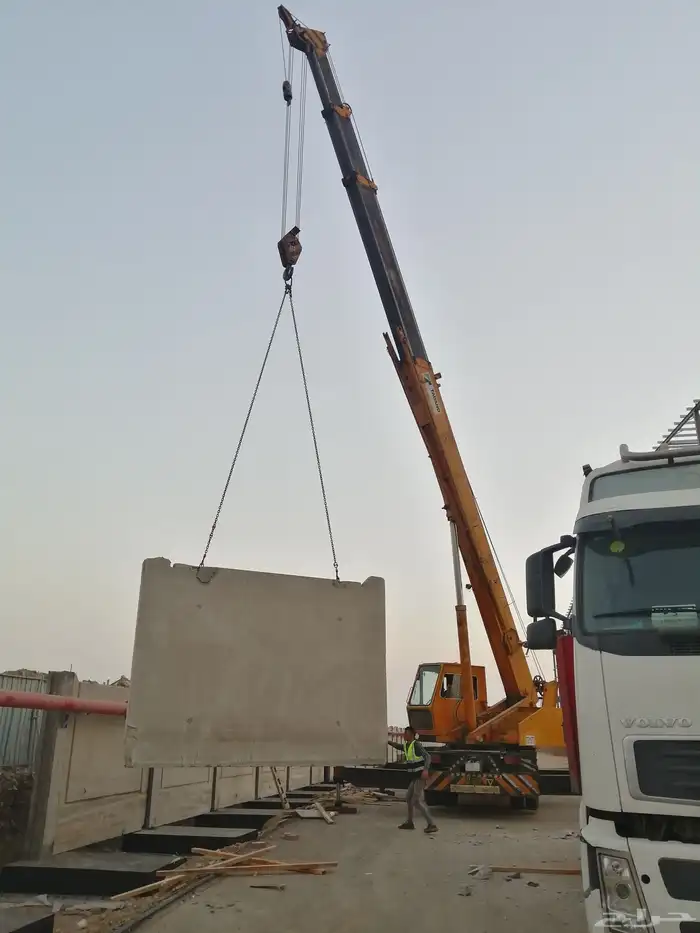 لتأجير رافعات والمعدات الثقيلة باسكت للعمال 0