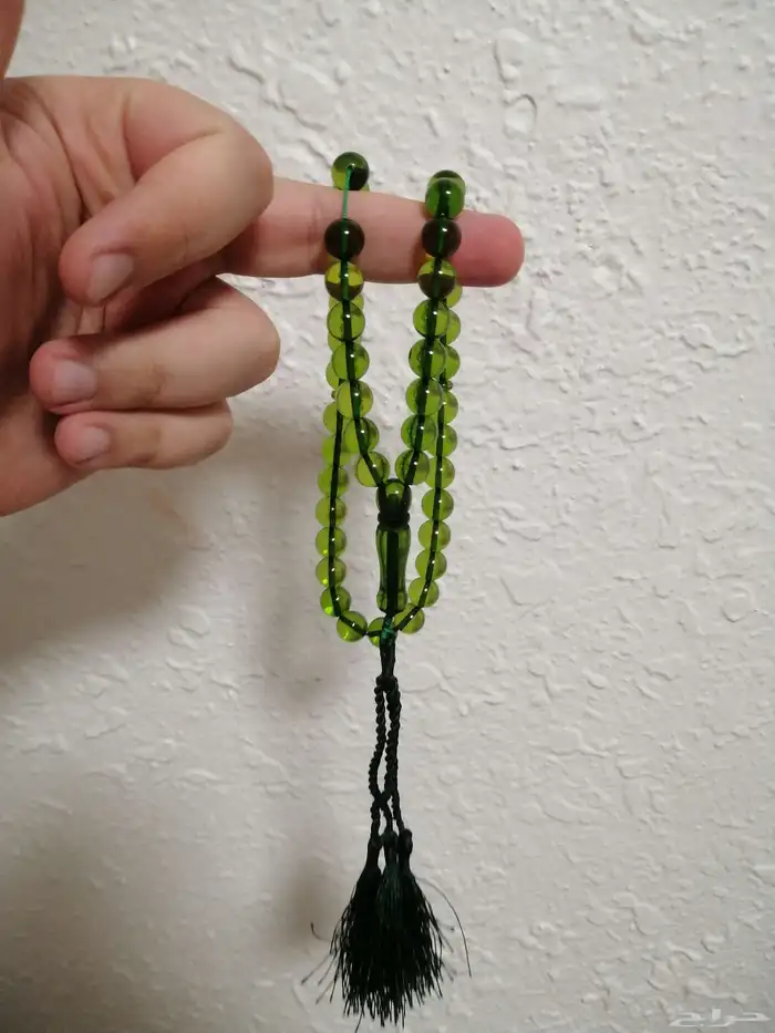 سبحة كهرمان لون زبرجدي فاخرة (جديدة). 1