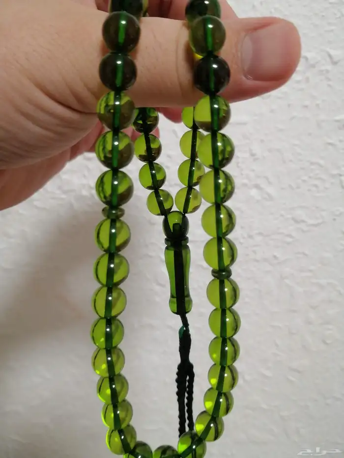 سبحة كهرمان لون زبرجدي فاخرة (جديدة). 3