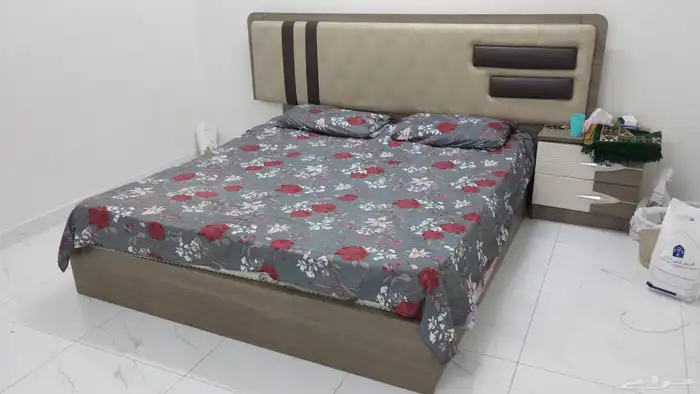 للبيع سرير مع المرتبة 1