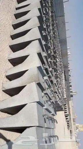 حواجز خرسانيه وزينة حدائق مناهيل مصدات قواعد اناره 6