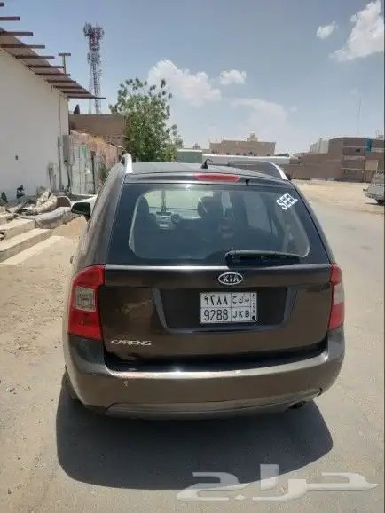 سياره كيا كارينز 2012 الممشي 225 عدد الركاب 7 0