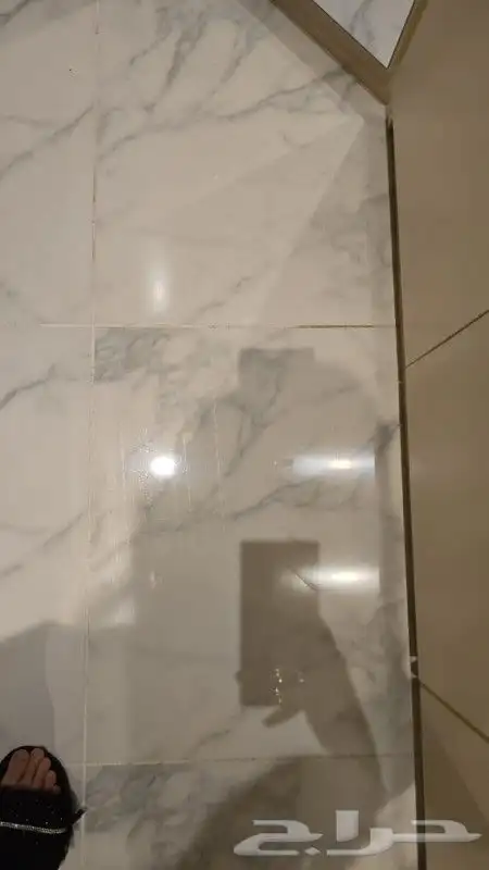 مبلط سراميك بورسلين ورخام ودرج وترميم وتكسيروترويبه الأسطح 1