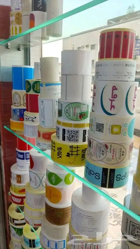خدمات الطباعة و دعاية واعلان استيكر رول 0