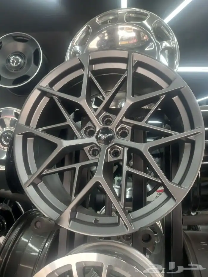 جنوط موستنج مقاس 19 و 20 جديد كرتون تجاري درجه اول 9