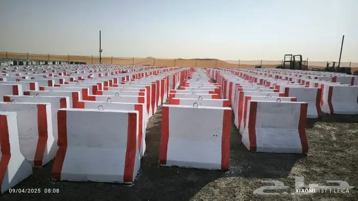 حواجز خرسانيه وزينة حدائق مناهيل مصدات قواعد اناره 8