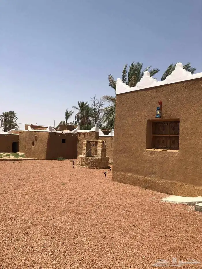 تنفيذ وترميم الأعمال التراثية 0