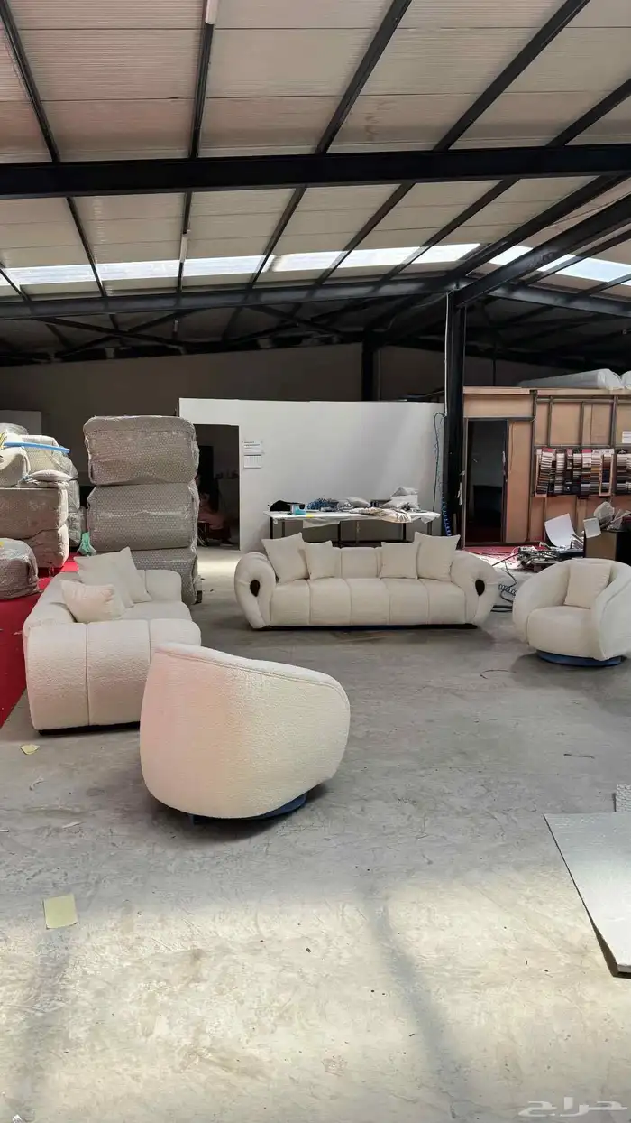 طقم كنب تفصيل وجاهز الي تسليم فوري 3