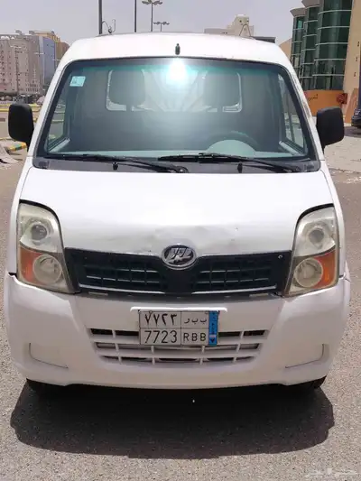 للبيع دباب ليفان. 0