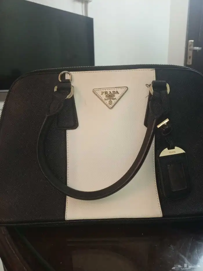 شنطة برادا 0