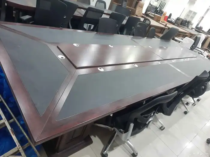 جديد موديلات طقم مكتب فخم أنيق كراسي دوار جلد فخم مريح 4