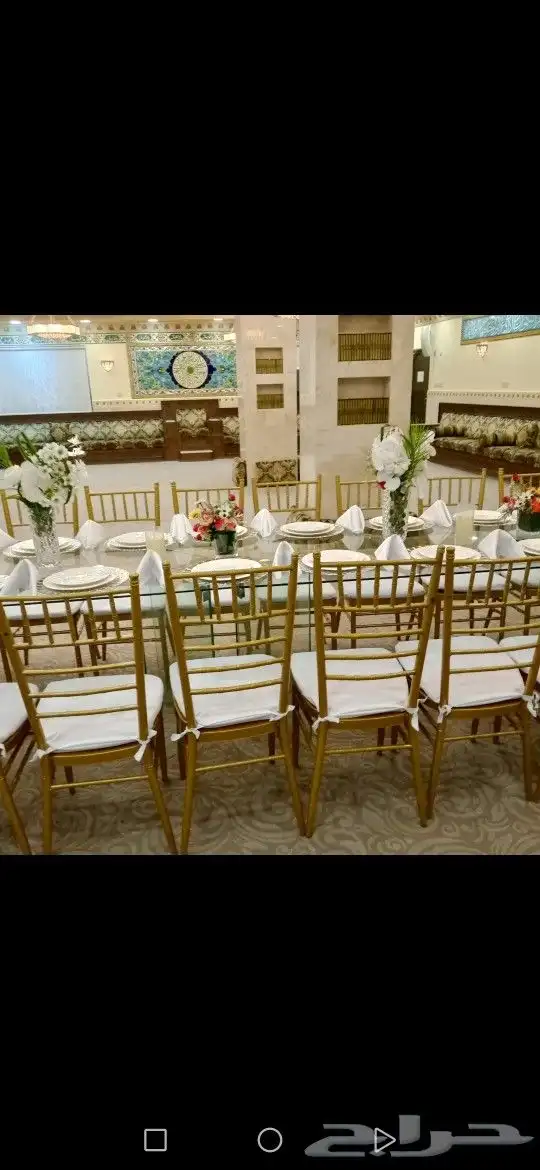 تاجير كراسي ذهبي وكراسي شفاف طاولات 1