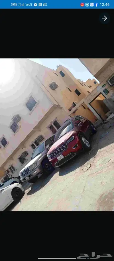 جراند شروكي 2013 6سلندر عنابي 2