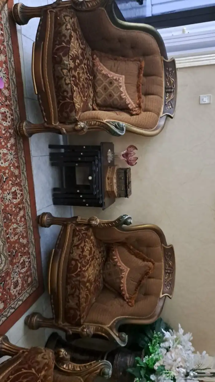 كنب كلاسيكي للبيع 0